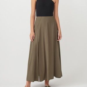 NWT Cuyana Split Front Tencel Skirt